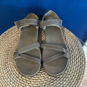 Women’s Teva Verra Taupe Velcro Strap Active Sport Hiking Water Sandals Size 10